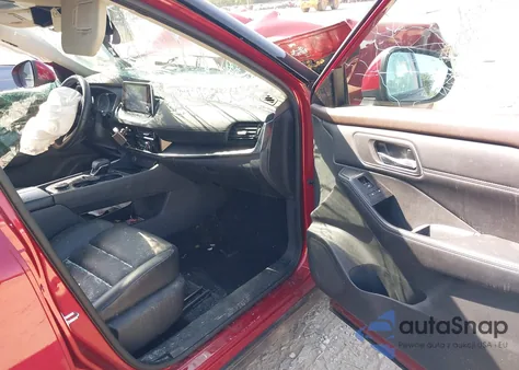 2021 Nissan Rogue Sv Intelligent Awd z USA, uszkodzony, nr VIN 5N1AT3BB9MC775859